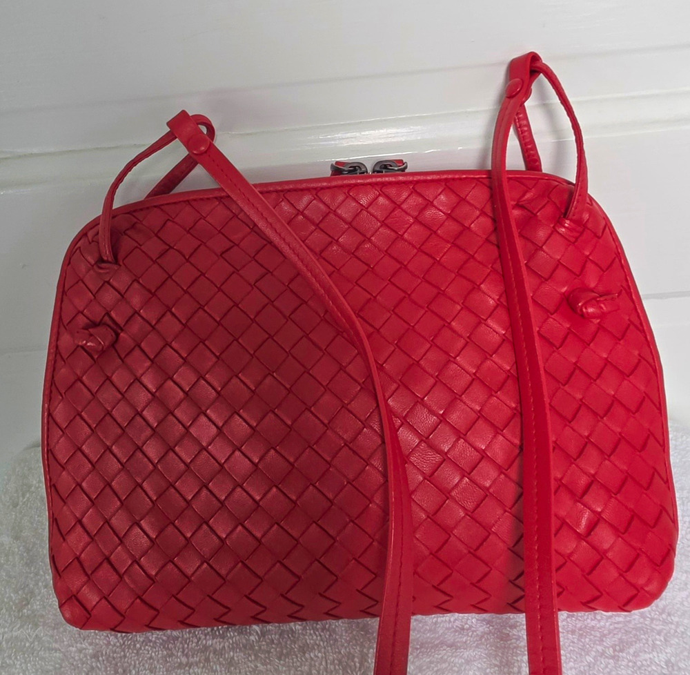 Bottega Veneta Nodini Red Nappa Leather Crossbody Bag Suede Lined w/COA